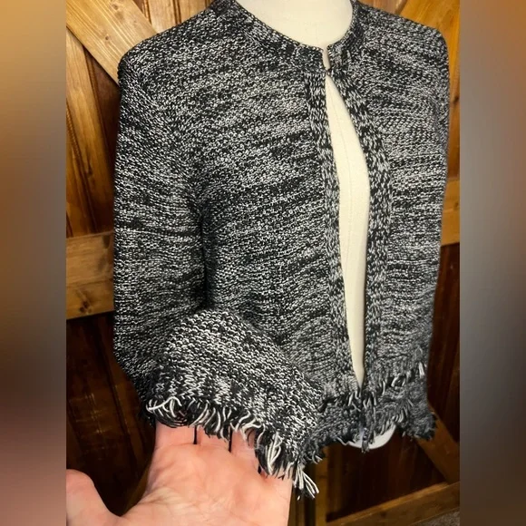 Tahari Cardigan Sweater Knit Top Fringe Trim Women’s Size Small - Picture 2 of 5